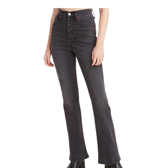 *NWT*Levi's Premium RIBCAGE  BOOTCUT JEANS - Picture 1 of 9